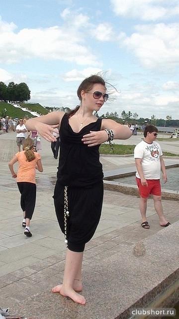2551_womans-in-shorts-ru_30.jpg
